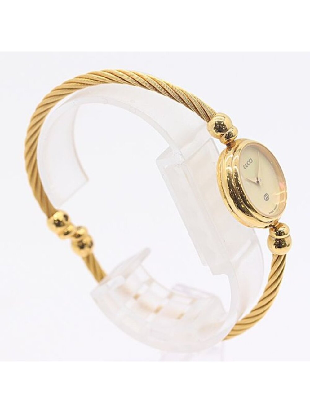 Gucci Quartz Bangle Watch Ivory Shell Dial - Picture 2 of 4